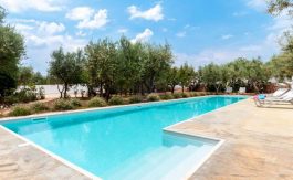 villas in puglia and more