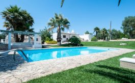 Trulli Oleandro Puglia