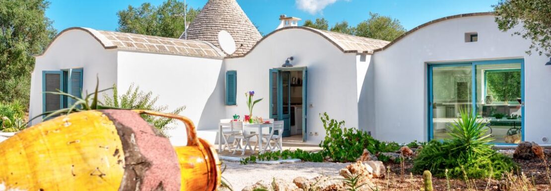 Charming trulli with private pool